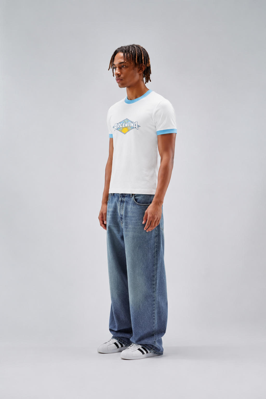 ARGENTINA RETRO BADGE TEE