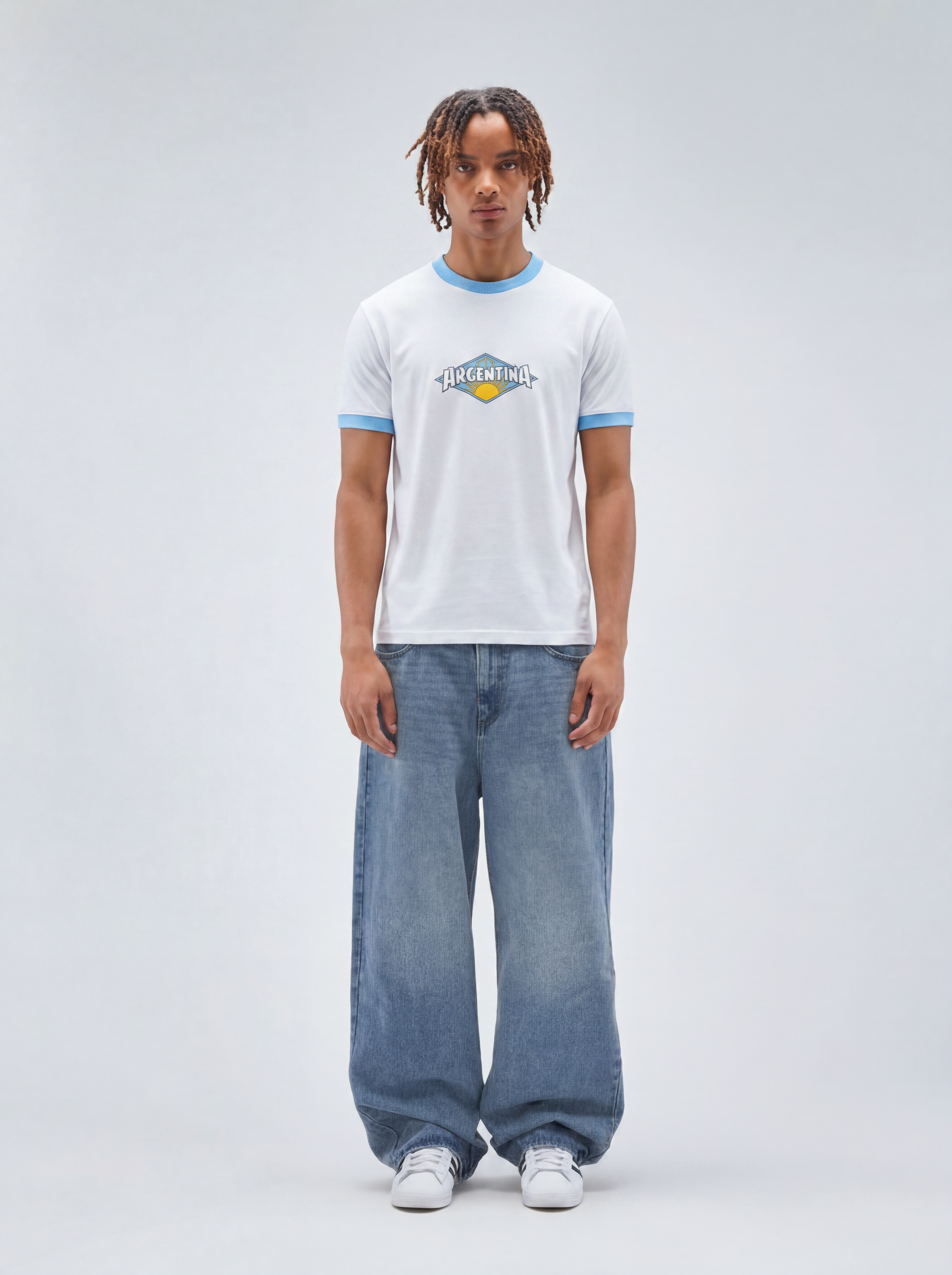 ARGENTINA RETRO BADGE TEE